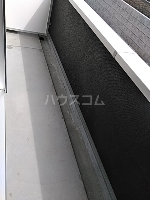 23/30 バルコニー