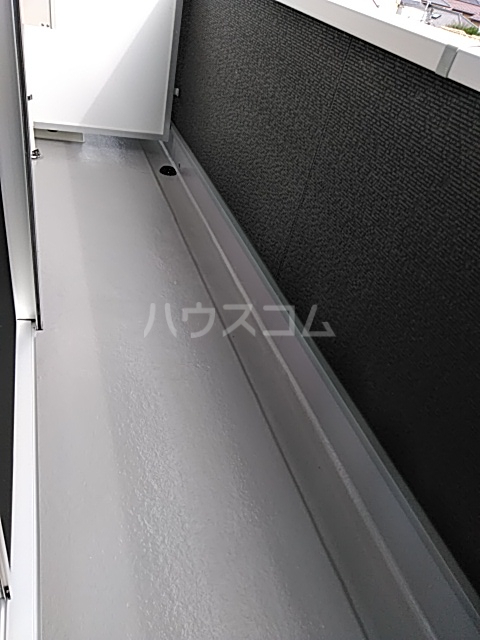 23/30 バルコニー