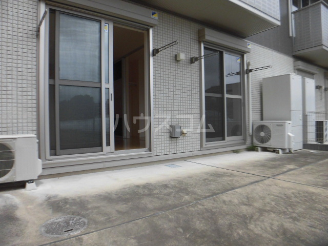 23/30 バルコニー