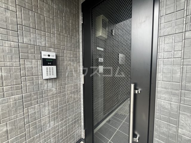 7/12 エントランス