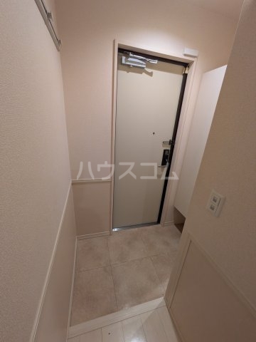 13/30 玄関