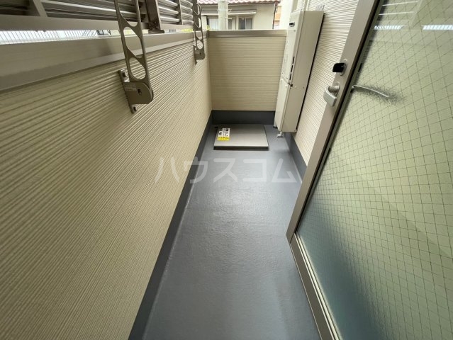 20/30 バルコニー