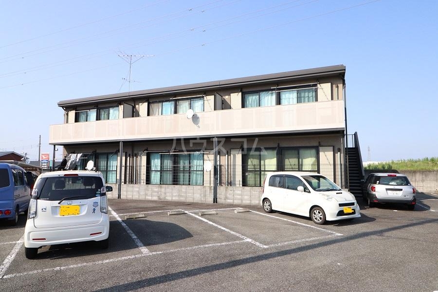 18/18 駐車場