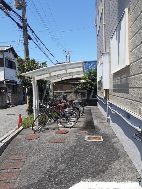 13/20 駐車場