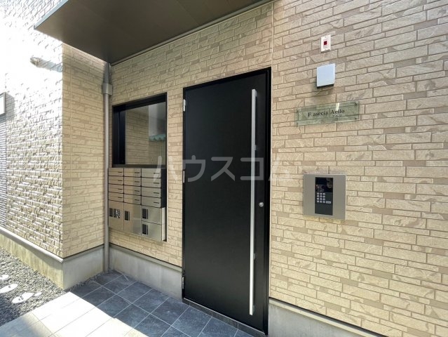 3/4 エントランス