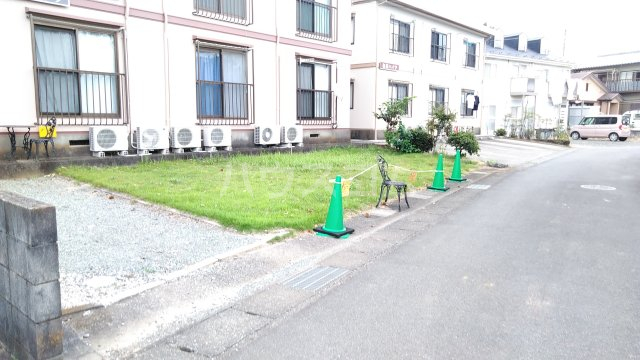 17/20 駐車場