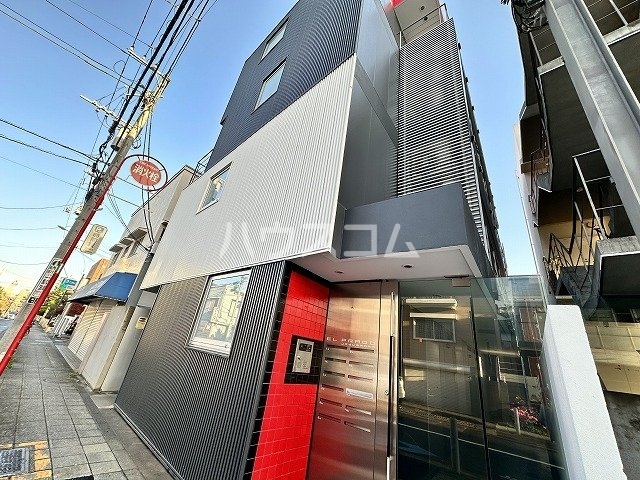 14/19 エントランス