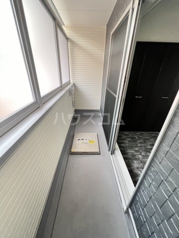 20/30 バルコニー