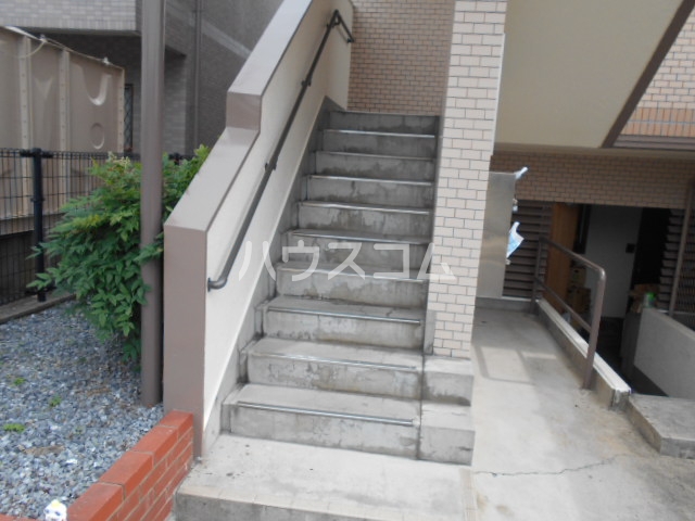 3/5 エントランス