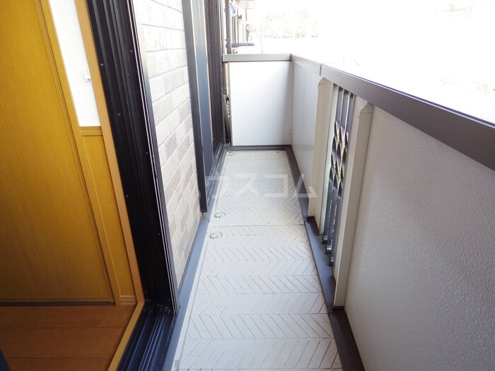 13/21 バルコニー