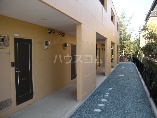 14/20 エントランス