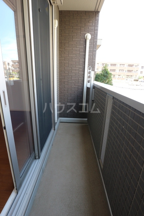 13/20 バルコニー