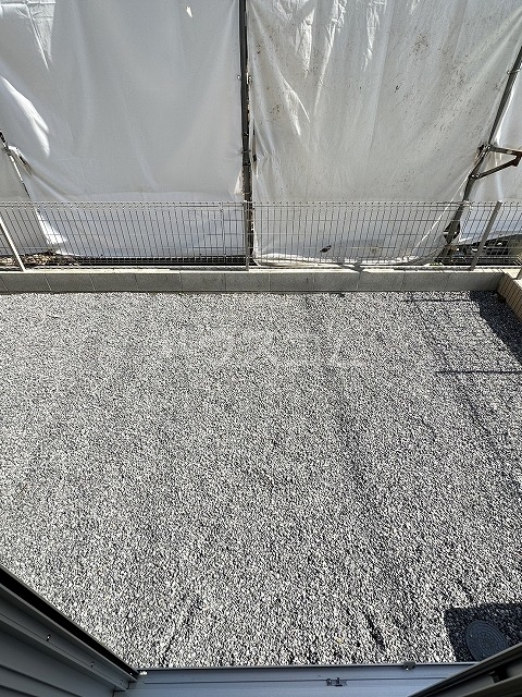 16/23 バルコニー