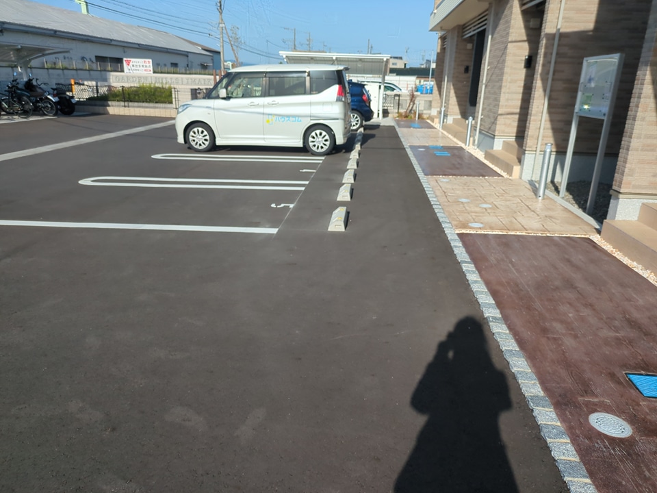 17/23 駐車場