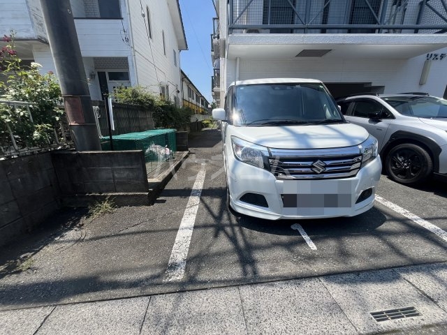 20/30 駐車場