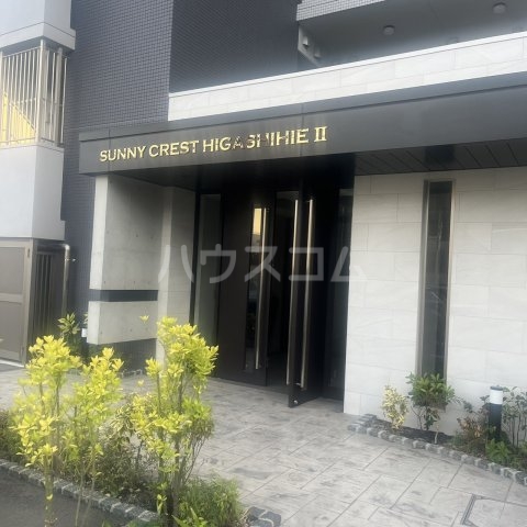 18/21 エントランス