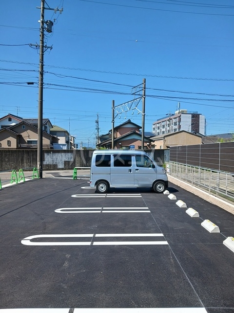 16/22 駐車場