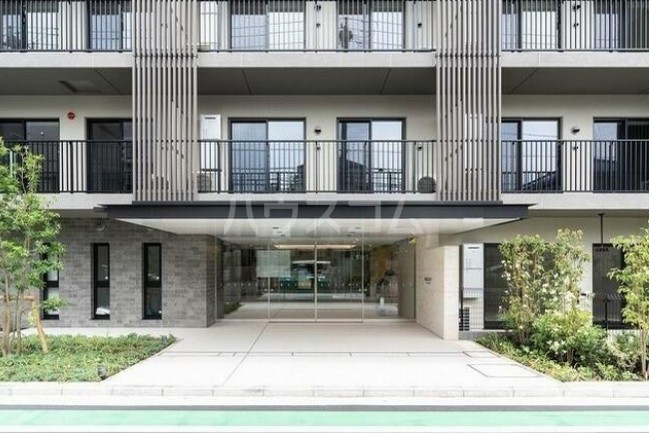 15/25 エントランス