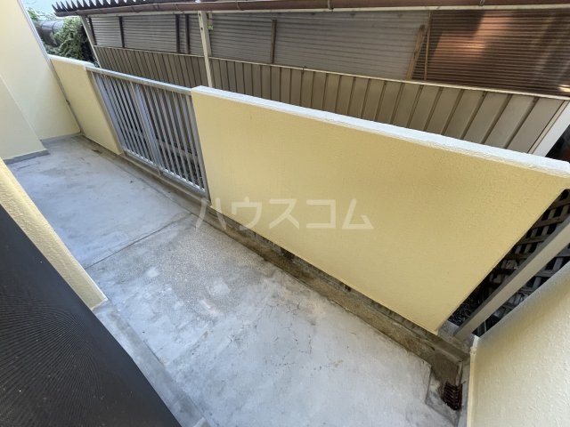 23/30 バルコニー