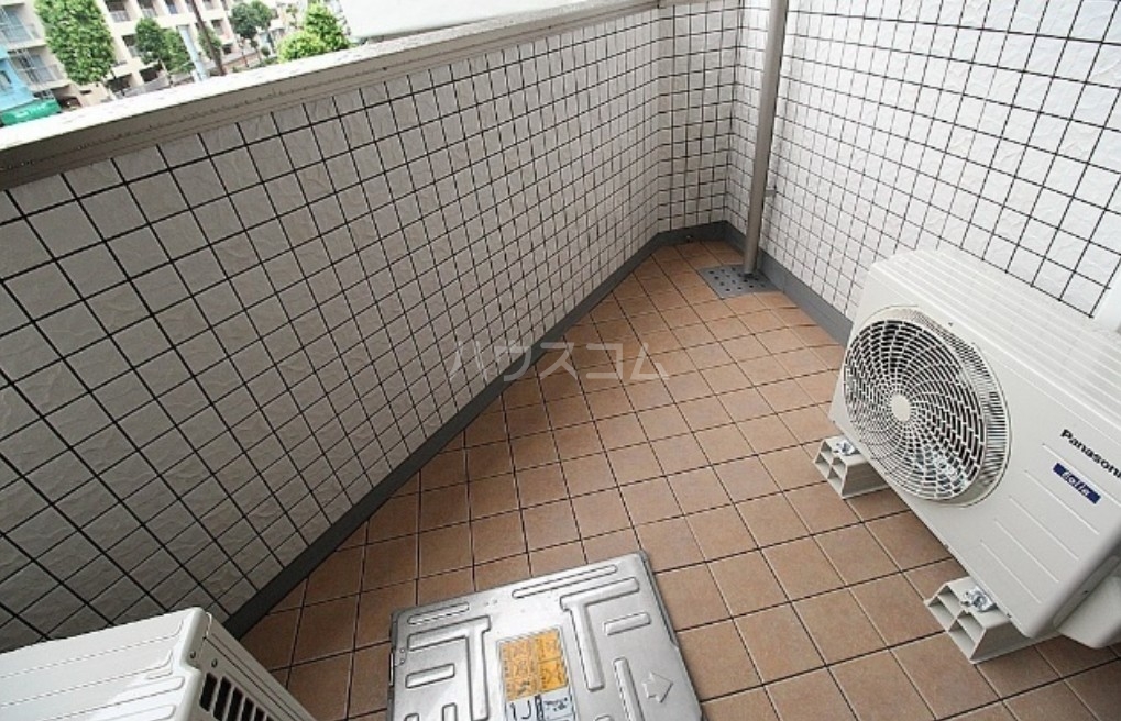 17/30 バルコニー