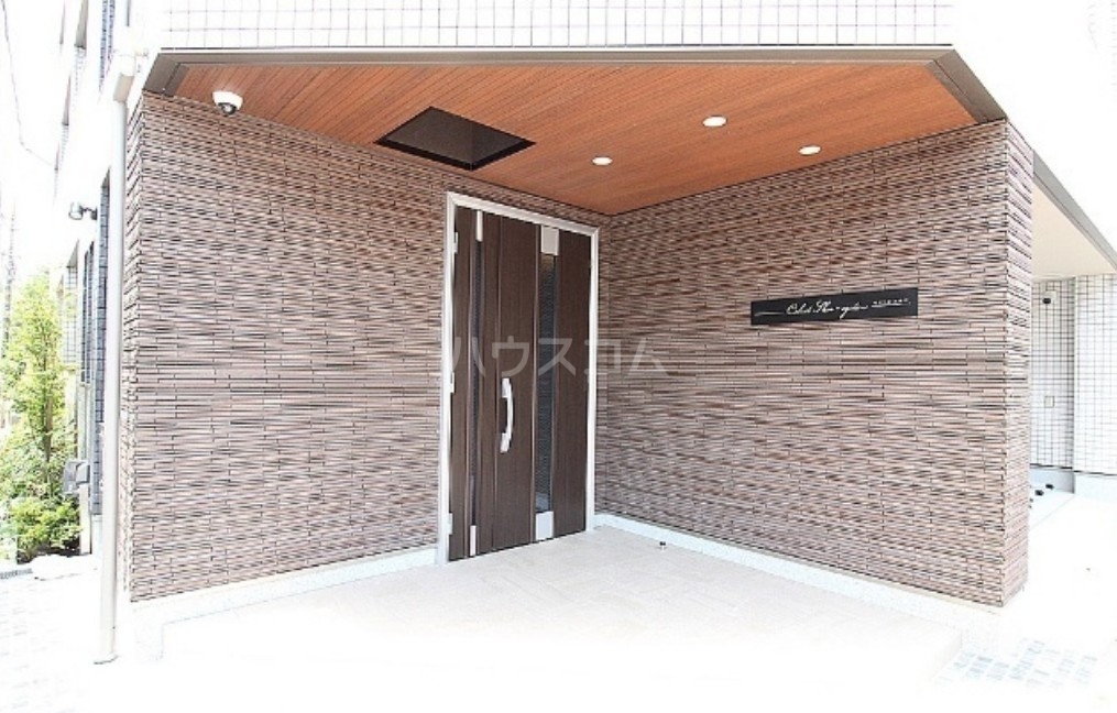 2/11 エントランス