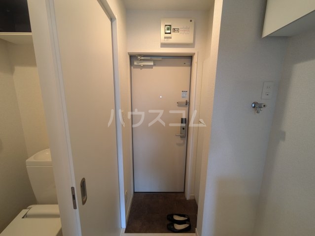 13/30 玄関