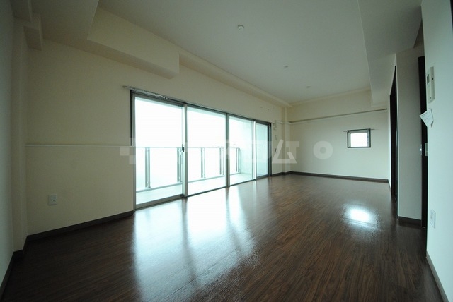 13/20 バルコニー