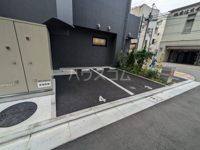 26/30 駐車場
