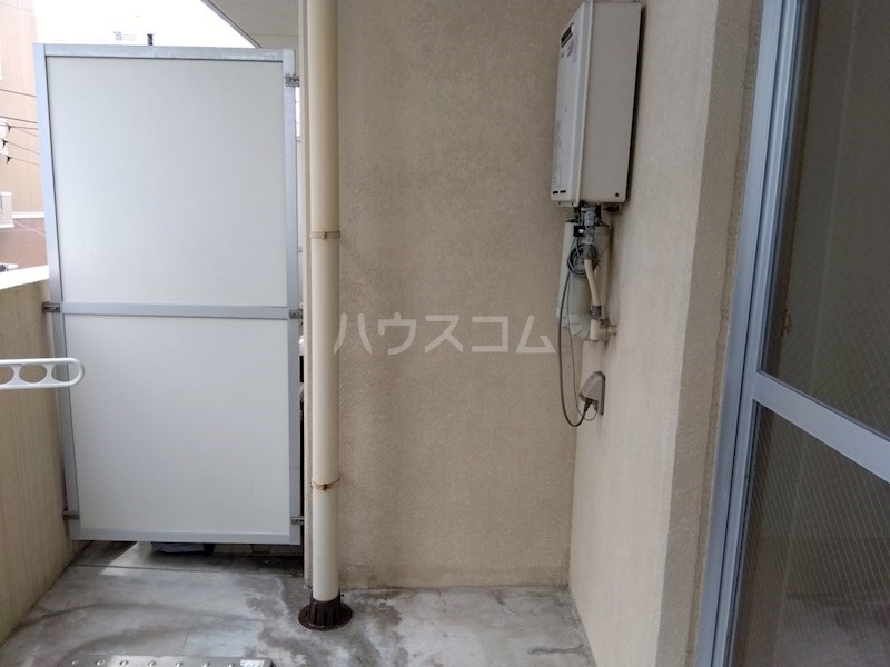 14/28 バルコニー