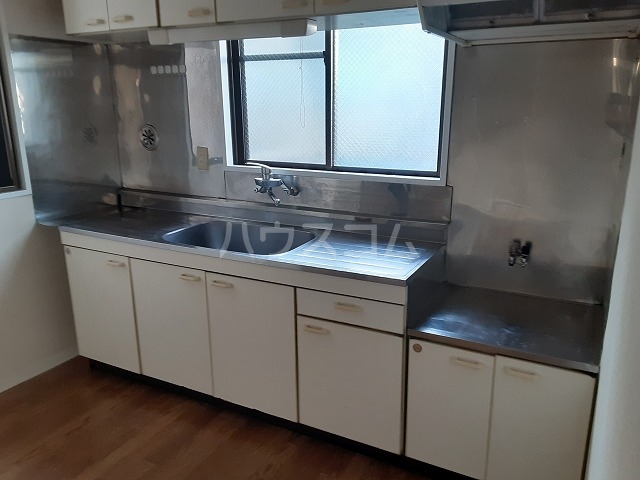 16/30 キッチン