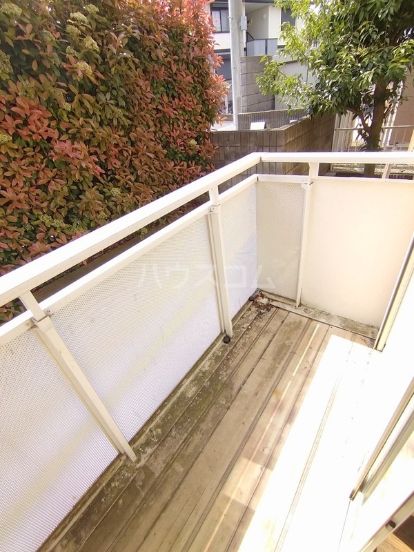 13/17 バルコニー