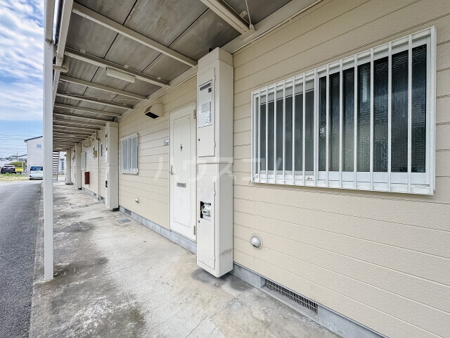 21/24 エントランス