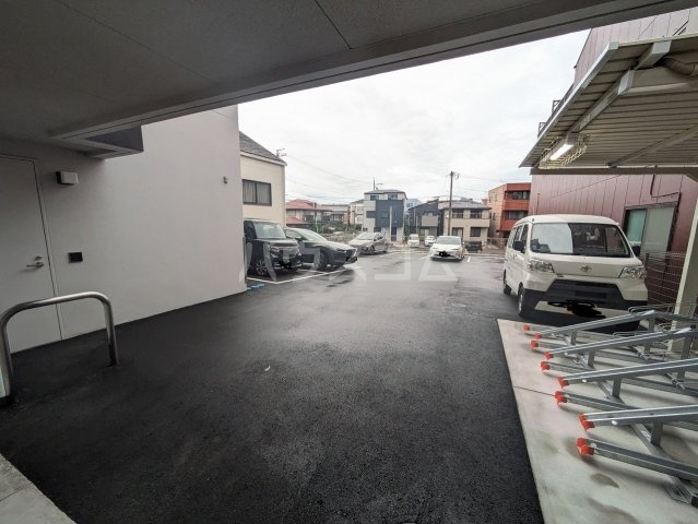 20/27 駐車場