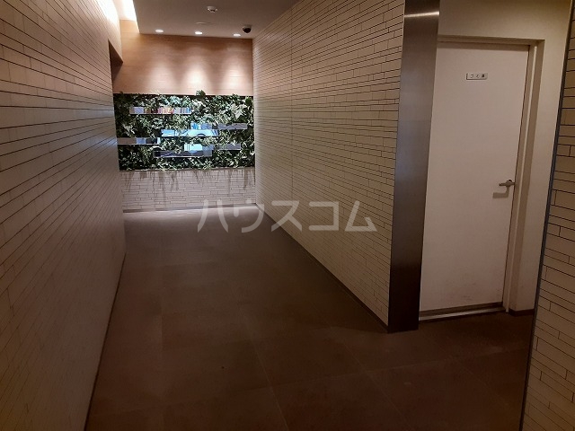 29/30 エントランス