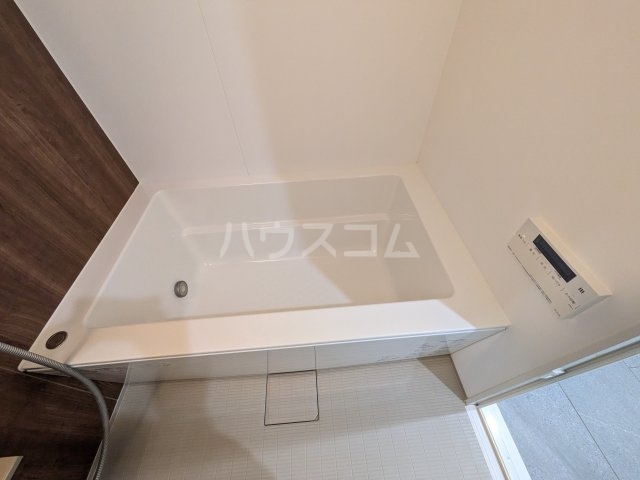 14/30 浴室