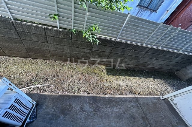 16/22 バルコニー