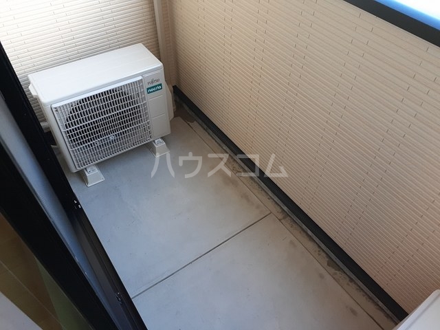 14/22 バルコニー