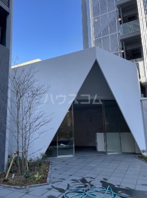 2/2 エントランス