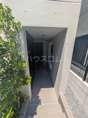 19/24 エントランス