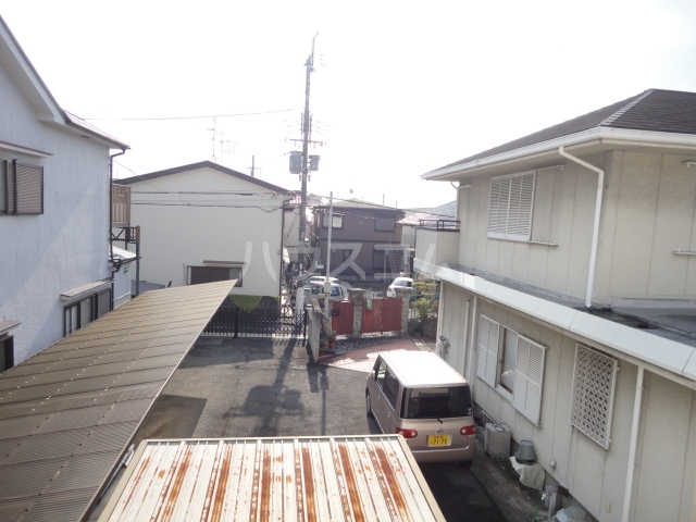 19/20 エントランス