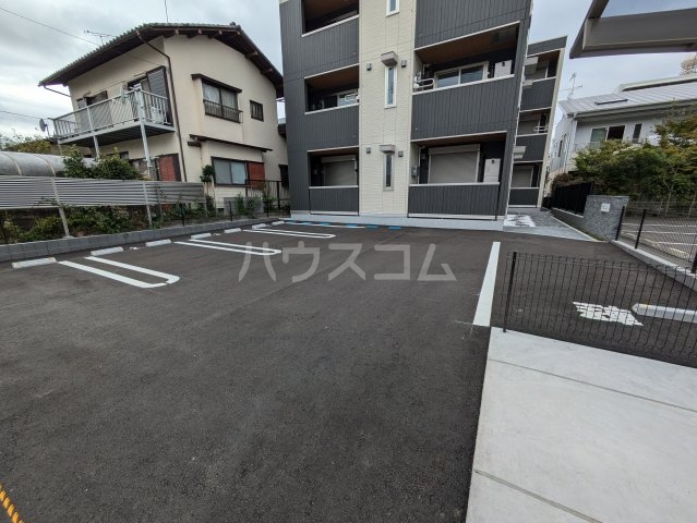 21/30 駐車場