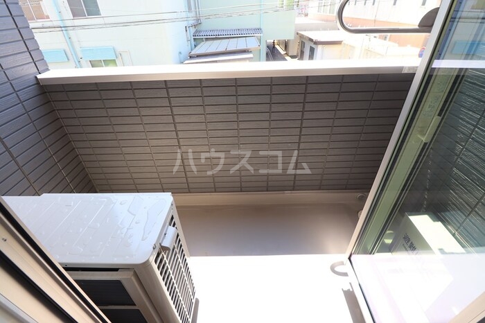 13/30 バルコニー