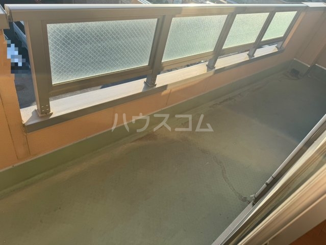 21/30 バルコニー