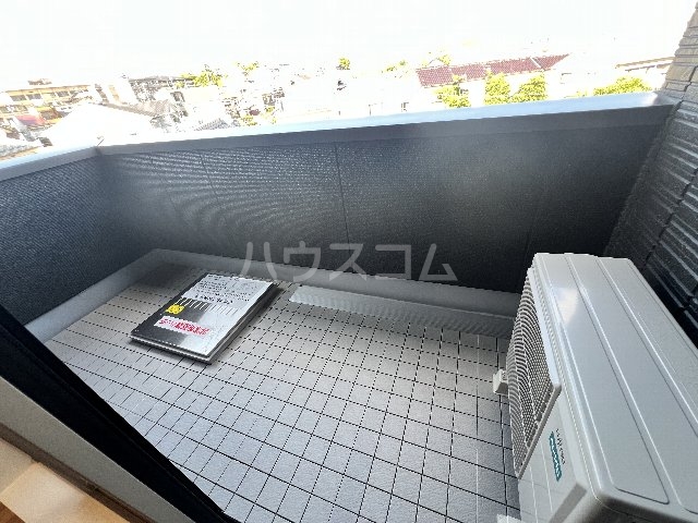 23/30 バルコニー