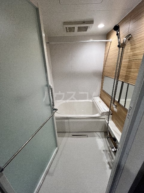 15/30 浴室