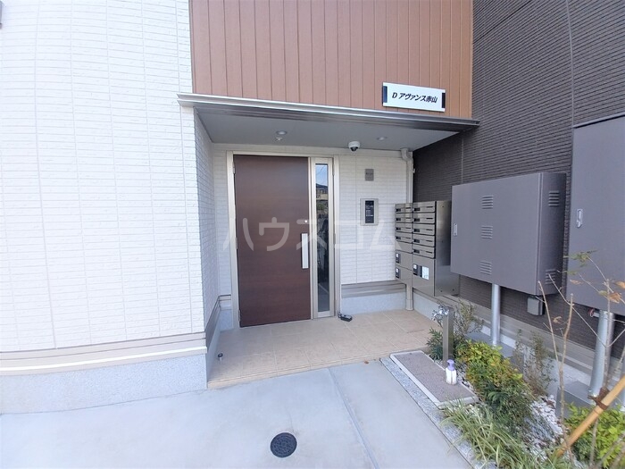 20/29 エントランス