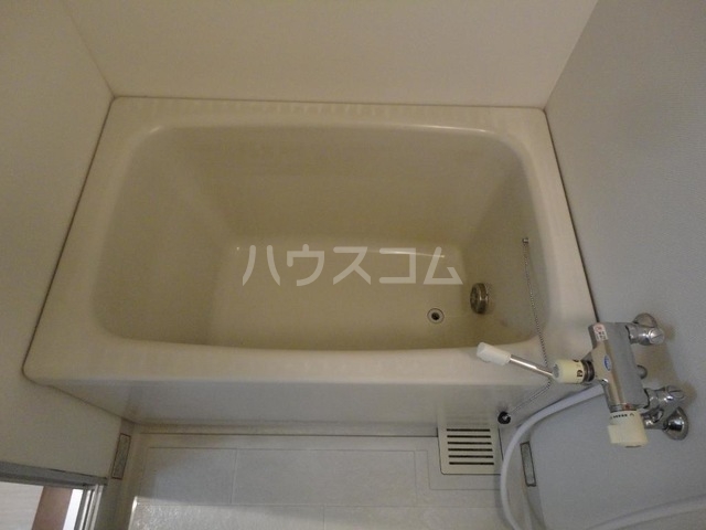 14/30 浴室