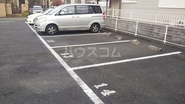 2/2 駐車場
