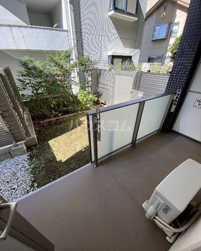 19/30 バルコニー