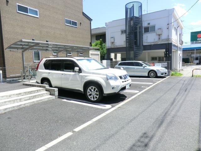 20/30 駐車場